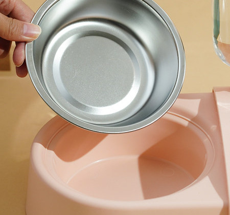 Kahekordne koerakauss veedosaatoriga