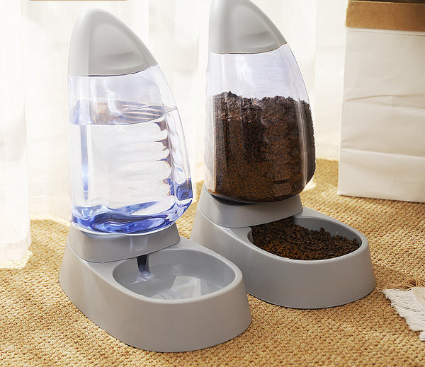 Μπολ τροφής για σκύλους και διανομέας νερού