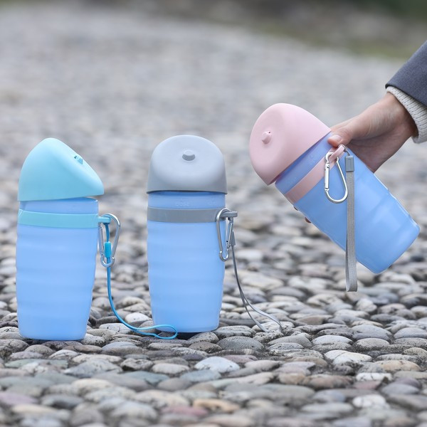 Sticla portabila de apa cu o capacitate de 550 ml si 750 ml