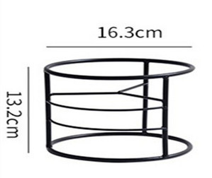 Μεταλλική ποτηροθήκη για κατοικίδια