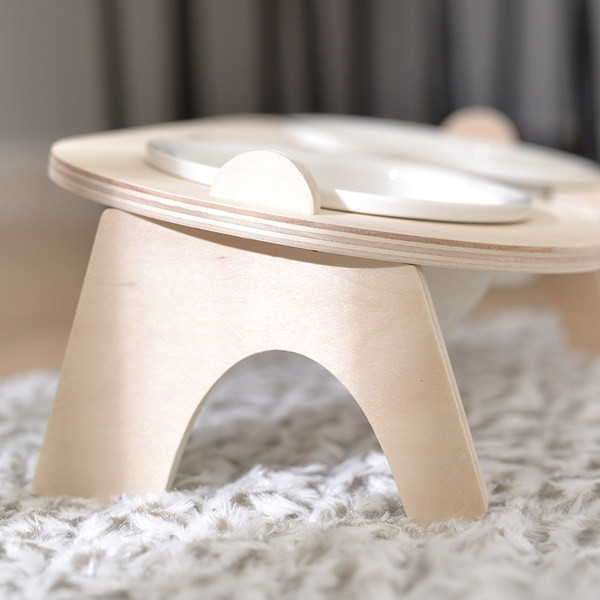 Keramikas bļoda ēdienam un ūdenim ar statīvu