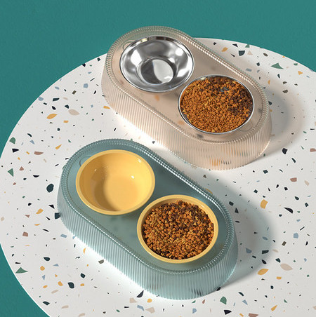 Kahekordne kauss koeratoidu jaoks