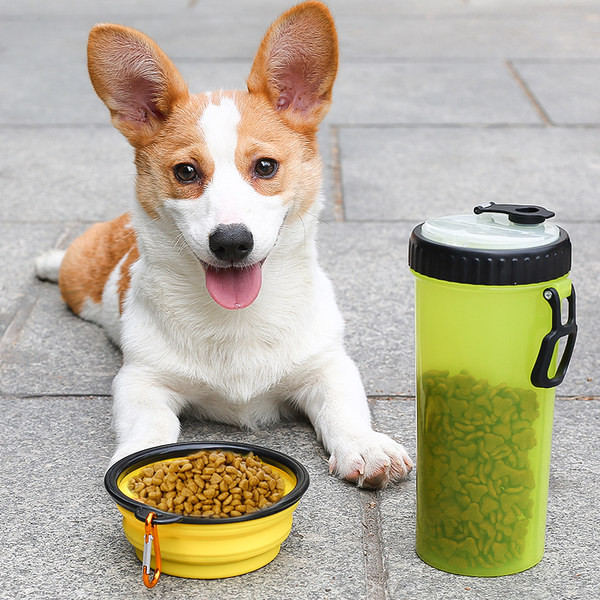 Plastikust anum vee või toidu jaoks välitingimustes kasutamiseks