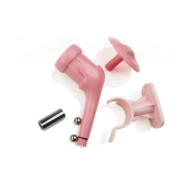 Adăpator de apă din plastic