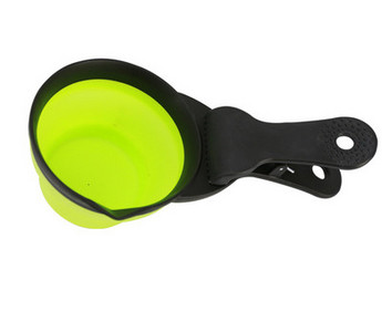 Sklopiva mjerna žličica za hranu za pse