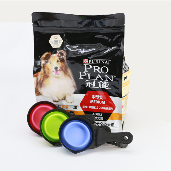 Sklopiva mjerna žličica za hranu za pse