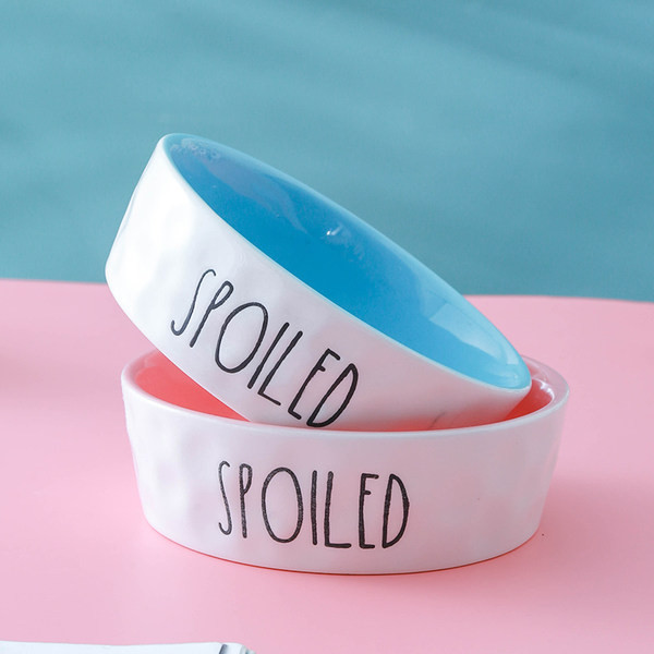 Boluri din ceramică pentru câini cu inscripție