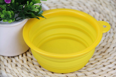 Bol pentru câini pliabil din silicon