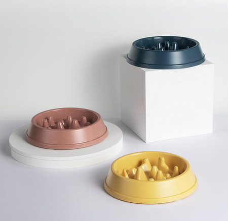 Okrugla posuda za hranu za kućne ljubimce - tri boje