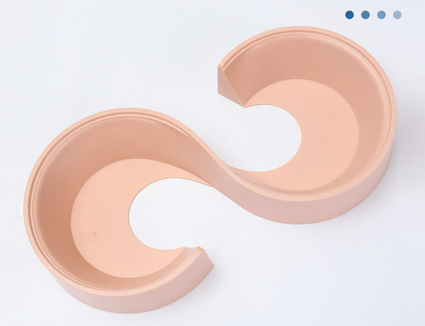 Dvostruka posuda za pse izrađena od plastike i nehrđajućeg čelika