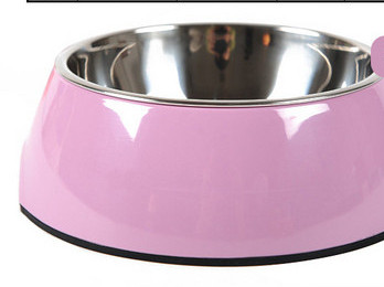 Roostevabast terasest värviline kauss koertele