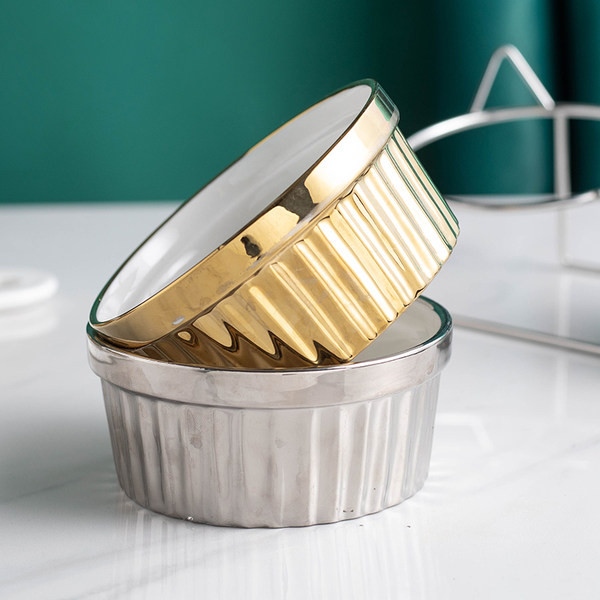 Roostevabast terasest alusega keraamiline kauss koertele