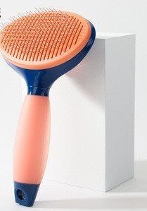 Pintsel surnud juuste puhastamiseks