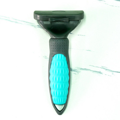 Kammi trimmer surnud juuste eemaldamiseks