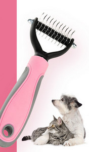 Pieptene pentru pieptănarea animalelor de companie