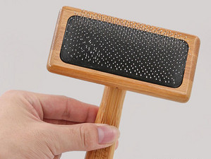 Perie din lemn pentru pieptănarea părului de câine - diferite dimensiuni