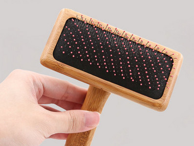 Perie din lemn pentru pieptănarea părului de câine - diferite dimensiuni