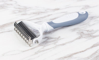 Pieptene pentru câini - mai multe modele