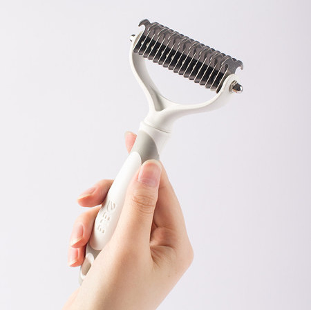 Pieptene pentru câini - mai multe modele