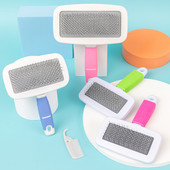 Pieptene pentru pieptănarea părului de câine