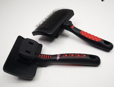 Četka za fino češljanje pasa