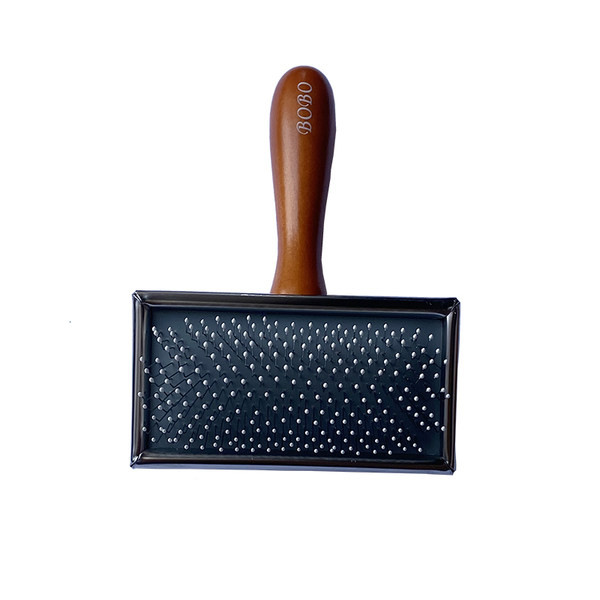 Puidust hari koerakarvade kammimiseks - kaks suurust