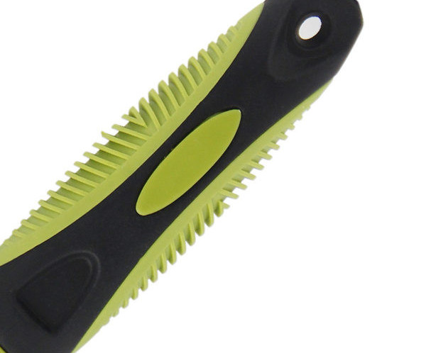 Plastist kamm koertele