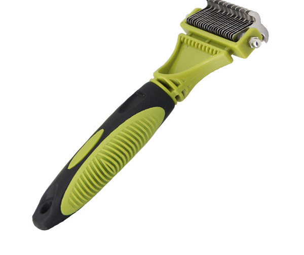 Plastist kamm koertele