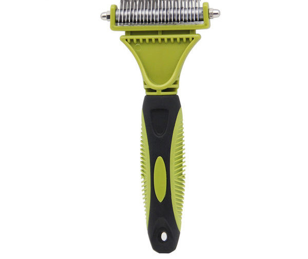 Plastist kamm koertele