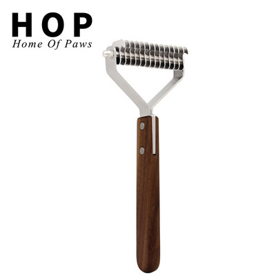 Pieptene pentru curățarea părului mort