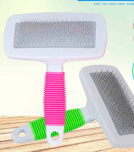 Perie din plastic pentru parul de caine in mai multe culori