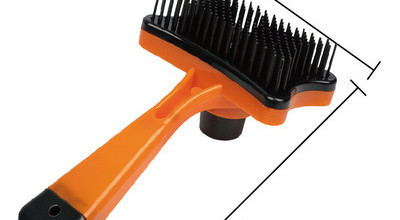 Perie de cauciuc pentru pieptănarea părului de câine