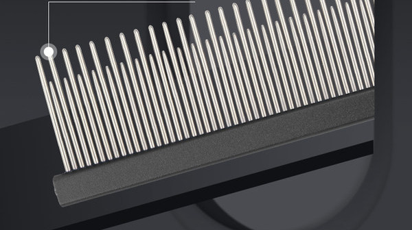 Pieptene cu incisivi metalici pentru caini