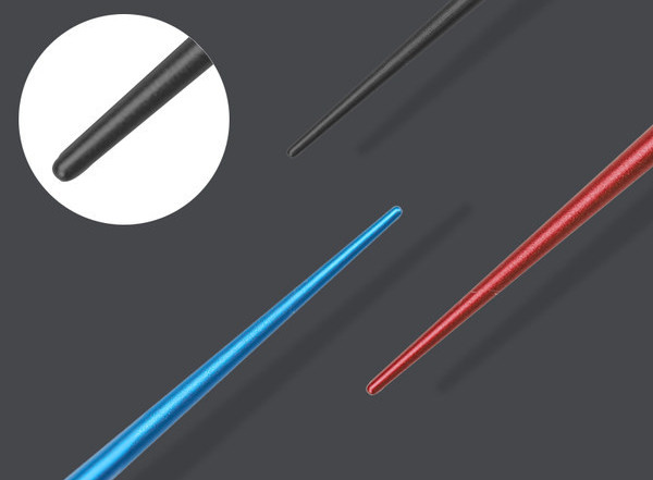 Pieptene cu incisivi metalici pentru caini