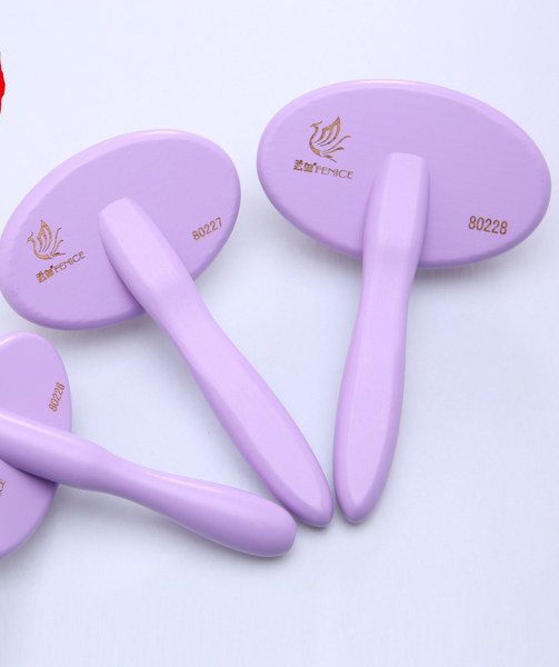 Četka za kućne ljubimce u ružičastoj i ljubičastoj boji