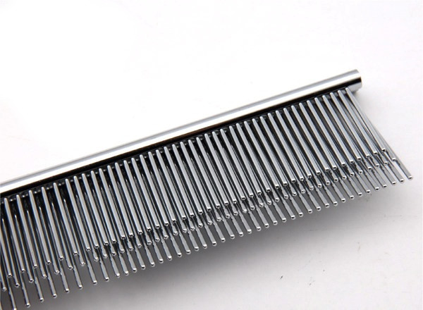 Metalni češalj za kućne ljubimce u tri modela