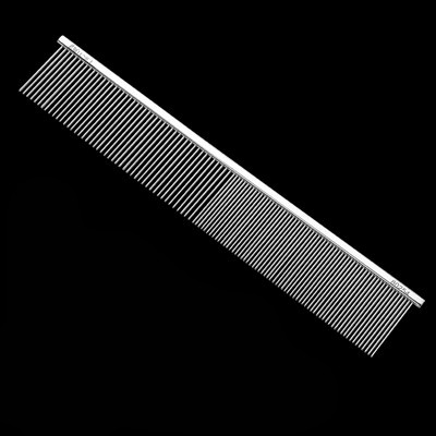 Pieptene metalic pentru îndepărtarea părului animalelor de companie