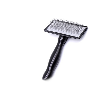 Plastični češalj za pse i mačke u različitim modelima