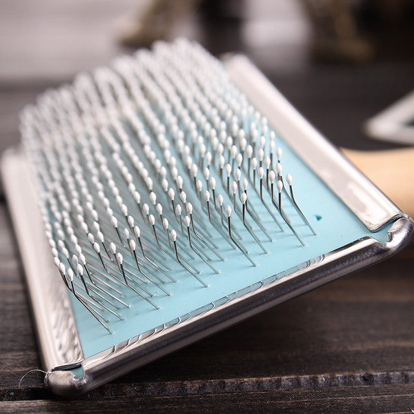 Perie si pieptene pentru caini mai multe modele