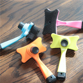 Plastikust hari koertele mitut värvi