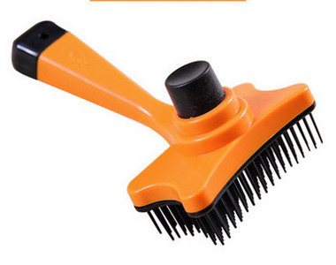 Plastmassist kamm karvade eemaldamiseks koertele