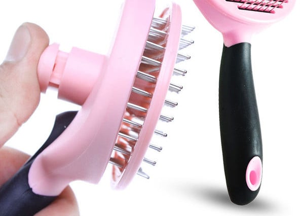 Hooldushari surnud juuste puhastamiseks