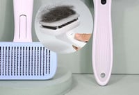 Četka za kućne ljubimce s gumbom za jednostavno čišćenje