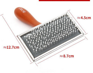 Perie metalica dreptunghiulara pentru pieptanat caini