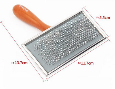 Perie metalica dreptunghiulara pentru pieptanat caini