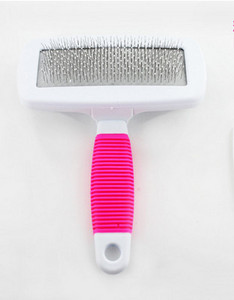 Pieptene pentru caini in doua culori