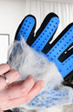 Λαστιχένιο γάντι σκύλου για τον καθαρισμό των μαλλιών