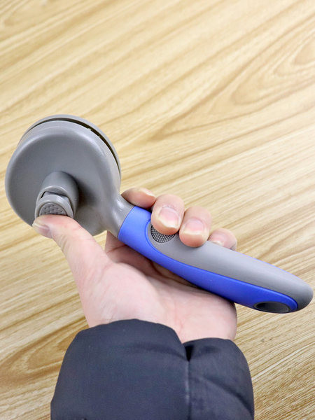 Silikoonhari koera kammimiseks