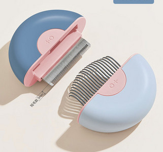 Kompaktiškos šukos šunims – skirtingų spalvų