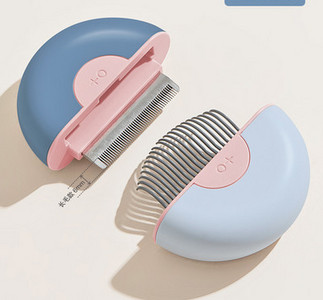 Kompaktiškos šukos šunims – skirtingų spalvų